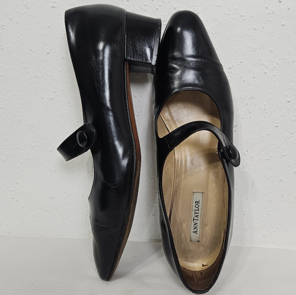 Ann Taylor Black Leather Mary Jane Pumps - Picture 4 of 14